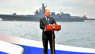 Tổng thống Nga Putin công bố tàu ngầm mới, mang 6 siêu ngư lôi 'đánh bay cả nhóm tàu sân bay'