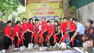 Khởi công xây Nhà chữ thập đỏ cho hộ gia đình khó khăn tại Hà Nội