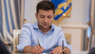 Tổng thống Ukraine lại bãi nhiệm nhân sự cấp cao