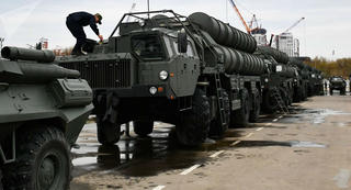 Ấn Độ nghi ngờ khả năng 'rồng lửa' S-400 của Nga?