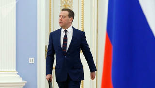 Cựu Thủ tướng Nga Medvedev nói về việc từ chức
