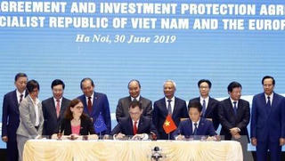 Ủy ban Thương mại quốc tế, Nghị viện châu Âu thông qua nghị quyết về phê chuẩn EVFTA, EVIPA