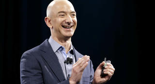 Tỉ phú Amazon kiếm hơn 13 tỉ USD trong 15 phút