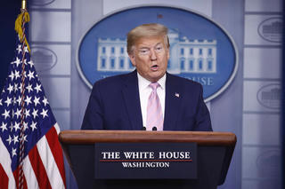 Tổng thống Trump cảnh báo đáng sợ về đại dịch Covid-19 tại Mỹ trong tuần tới 