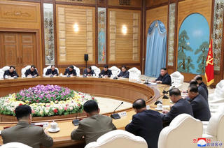 Hành động gây chú ý của nhà lãnh đạo Triều Tiên giữa đại dịch Covid-19