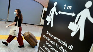 Châu Âu bắt đầu mở cửa trở lại biên giới