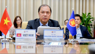 Việt Nam dự đối thoại cấp cao trực tuyến về phục hồi ASEAN sau đại dịch Covid-19
