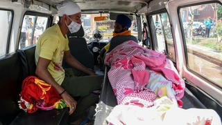 98 người thiệt mạng vì rượu lậu độc hại tại Ấn Độ