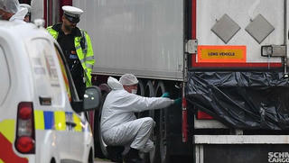 Anh mở phiên tòa xét xử liên quan vụ 39 người Việt chết trong container