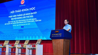 Đẩy mạnh xây dựng nền ngoại giao toàn diện, hiện đại