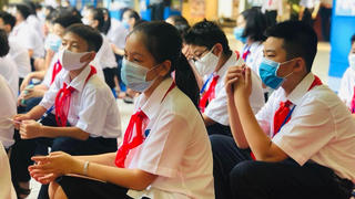 Hà Nội cho học sinh tại một số huyện, thị xã trở lại trường học trực tiếp 