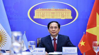 Đề nghị Argentina tạo điều kiện hơn đối với nông sản Việt Nam