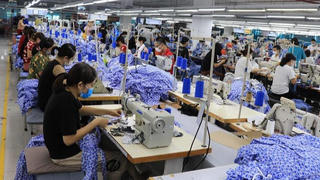 Tạo điều kiện cho doanh nghiệp nước ngoài kinh doanh, sản xuất lâu dài tại Việt Nam