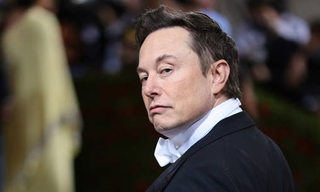 Tin 'sốc' về tài sản của tỷ phú Elon Musk