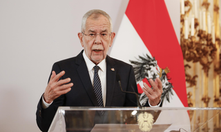 Tổng thống Áo nêu lý do không thể gửi vũ khí cho Ukraine