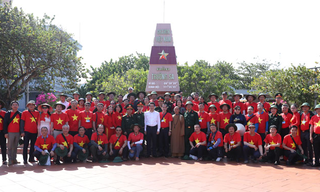 Hà Nội thiết thực hướng về biển đảo