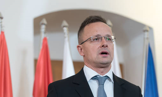 Hungary tuyên bố “cứng” về trừng phạt Nga