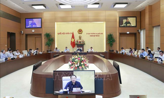Kịp thời thể chế hóa chủ trương về lấy phiếu tín nhiệm, bỏ phiếu tín nhiệm