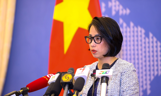 Yêu cầu Philippines xử lý nghiêm vụ việc phá hoại lá Quốc kỳ Việt Nam
