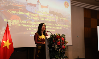 Lễ Chúc mừng cộng đồng người Việt tại Slovakia được công nhận dân tộc thiểu số của ở nước sở tại