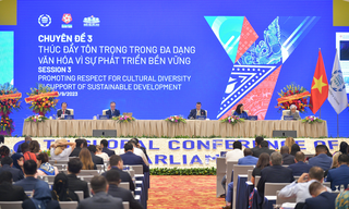 Thúc đẩy tôn trọng đa dạng văn hóa vì sự phát triển bền vững 