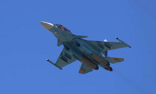 Bộ Quốc phòng Nga nhận thêm lô máy bay ném bom Su-34