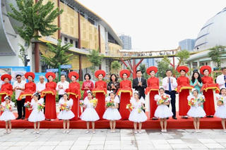 Khánh thành công trình Cung Thiếu nhi Hà Nội, gắn biển công trình chào mừng 70 năm Giải phóng Thủ đô