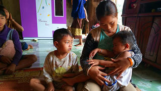 “Xe ma” chở gỗ lậu gây tai nạn chết 2 người tại Quảng Bình