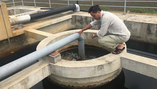 Vụ vỡ ống nước sinh hoạt có màu đục ngầu tại TX. Ba Đồn: Mẫu nước kiểm tra đạt chất lượng