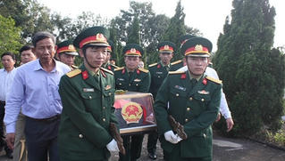 Thừa Thiên Huế tổ chức truy điệu và an táng hài cốt liệt sĩ