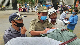 “ATM Gạo” đầu tiên tại Huế…“vỡ trận”
