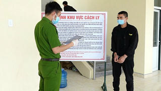 Bắt đối tượng trốn lệnh truy nã trong khu cách ly tại Quảng Bình