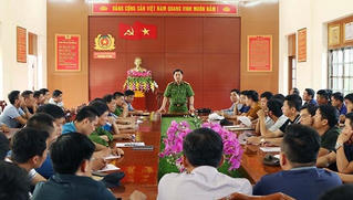 Huy động gần 100 công an phá đường dây đánh bạc tại Quảng Bình