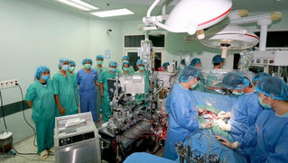 Ghép thành công quả tim của một người Vũng Tàu cho một bệnh nhân ở Huế 