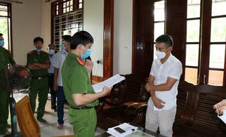 Phá đường dây cá độ bóng đá qua mạng gần 60 tỷ đồng tại Quảng Bình