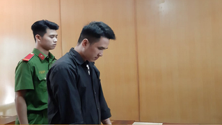 Kẻ ngáo đá giết bà ngoại, mẹ và dì ruột