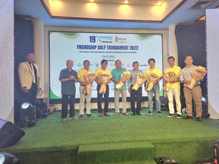 Hơn 1,5 tỷ đồng hỗ trợ bệnh nhi ung thư trong giải Golf hữu nghị lần thứ 19 do Suntory PepsiCo tổ chức