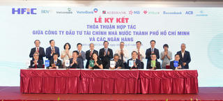 Sacombank và HFIC ký kết hợp tác phát triển kinh tế - xã hội TP Hồ Chí Minh
