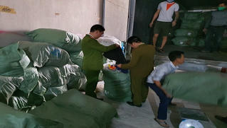Hải Dương, thu giữ trên 5 tấn quần áo “sida” không rõ nguồn gốc xuất xứ