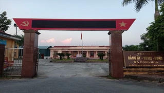 Đình chỉ một cán bộ xã liên quan đến vụ thu phí cấp giấy đi đường ở Hải Dương