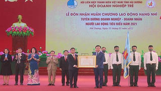 Hội Doanh nghiệp trẻ tỉnh Hải Dương nhận Huân chương lao động hạng Nhì