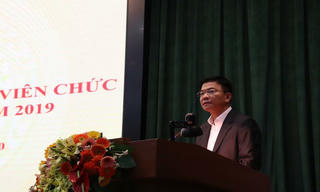 Tiếp tục chăm lo hơn nữa cho đời sống của cán bộ Bộ Tư pháp