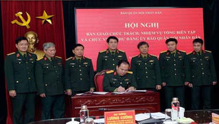 Đại tá Đoàn Xuân Bộ nhận nhiệm vụ Tổng Biên tập Báo Quân đội nhân dân