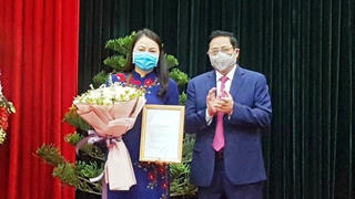 Chủ tịch Hội Liên hiệp Phụ nữ Việt Nam được điều động giữ chức Bí thư Tỉnh ủy Ninh Bình