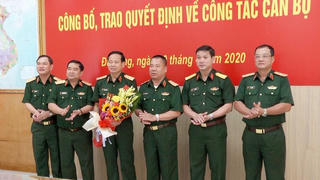 Trao quyết định bổ nhiệm Phó Tư lệnh Quân khu 5