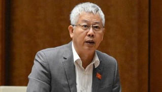 “Chúng ta chỉ có một túi, không thể vừa hỗ trợ người dân lại vừa tăng lương”