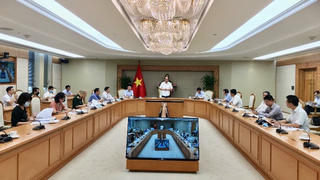 Tổ công tác của Thủ tướng: Thủ tục vòng vèo vẫn là rào cản với người dân, doanh nghiệp