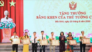 Phó Chủ tịch nước biểu dương Bắc Ninh chú trọng khen thưởng đột xuất