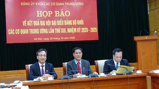 Sẽ cụ thể hóa trách nhiệm nêu gương trong nhiệm kỳ mới của Đảng bộ Khối 