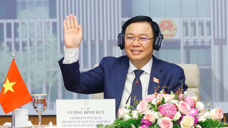 Hợp tác nghị viện để thực hiện được chiến lược vaccine COVID-19